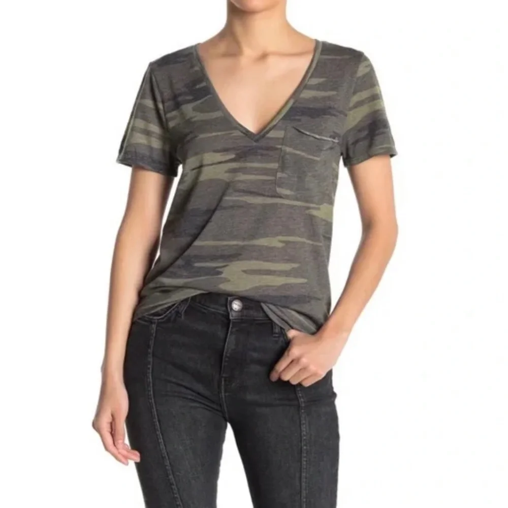 Socialite Camo Pocket Tee - Picture 1 of 3